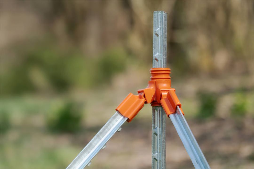 LockJawz T-Post Corner Kit
