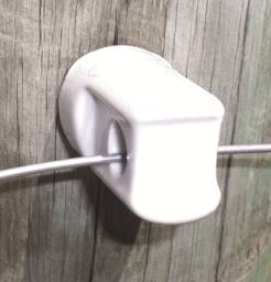 Patriot Small Porcelain Screw-In Insulator, Pack of 25 - Pack of 25